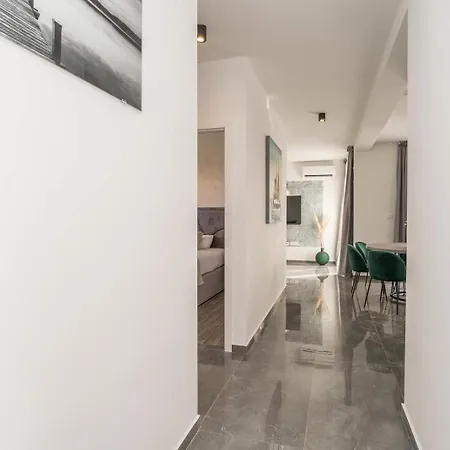 Luxury D Apartment Bibinje