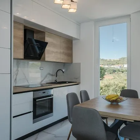 Luxury D Apartment Bibinje