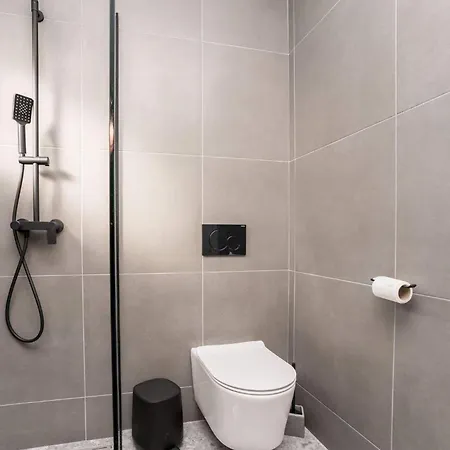 Luxury D